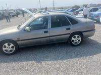 Opel Vectra 1993 годаfor800 000 тг. в Шымкент