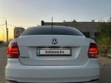 Volkswagen Polo 2015 года за 3 500 000 тг. в Жезказган – фото 2