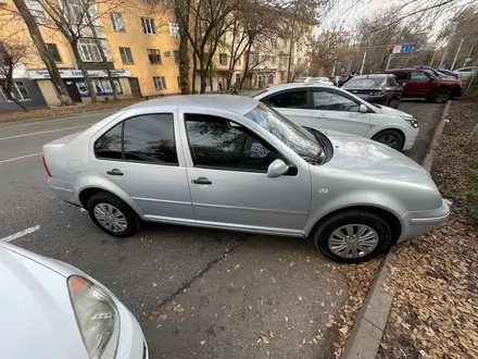 Volkswagen Bora 2002 года за 1 600 000 тг. в Алматы – фото 2