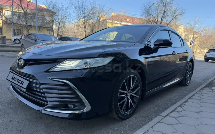 Toyota Camry 2021 года за 16 000 000 тг. в Астана