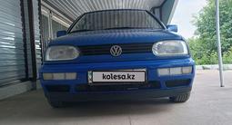 Volkswagen Golf 1997 годаүшін2 300 000 тг. в Актобе