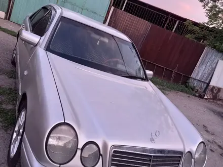 Mercedes-Benz E 280 1997 года за 2 600 000 тг. в Алматы – фото 6