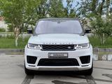 Land Rover Range Rover Sport 2018 года за 31 900 000 тг. в Актобе – фото 3