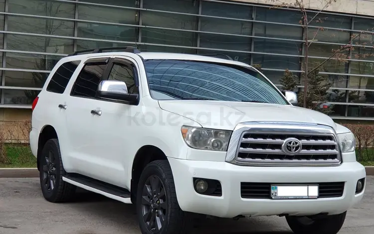 Toyota Sequoia 2013 года за 16 600 000 тг. в Алматы