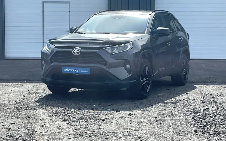 Toyota RAV4 2020 года за 12 400 000 тг. в Астана