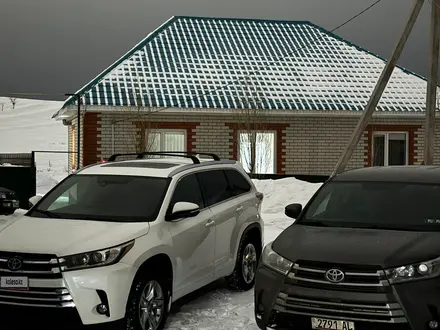 Toyota Highlander 2016 года за 11 500 000 тг. в Уральск – фото 6