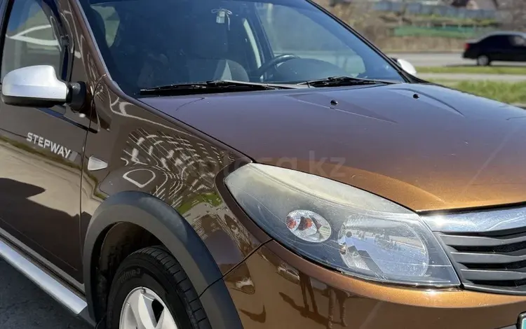Renault Sandero Stepway 2014 года за 3 000 000 тг. в Актобе