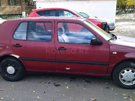 Volkswagen Golf 1994 года за 1 200 000 тг. в Астана – фото 6