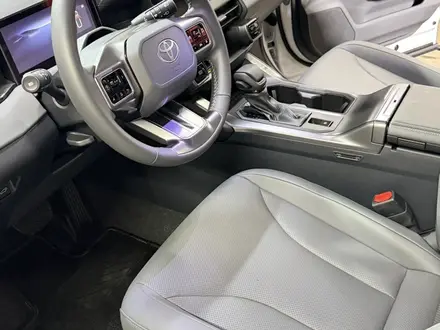 Toyota RAV4 2026 года за 22 900 000 тг. в Алматы – фото 27