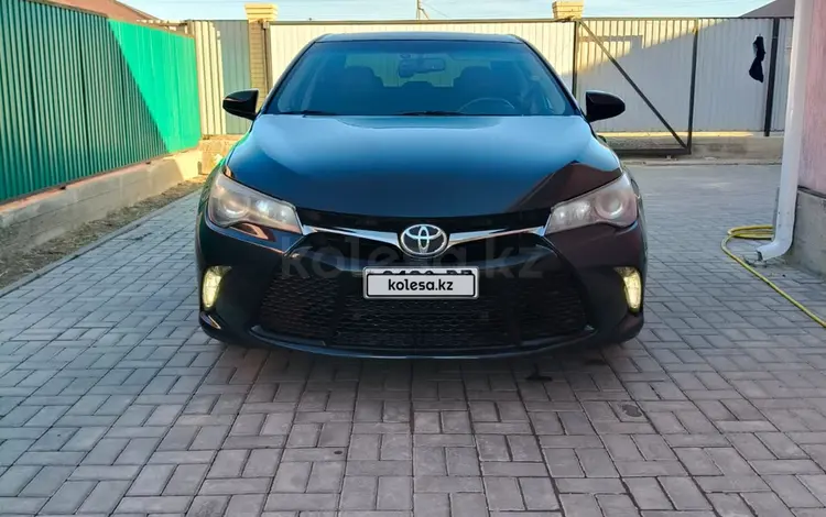 Toyota Camry 2017 года за 6 500 000 тг. в Актобе