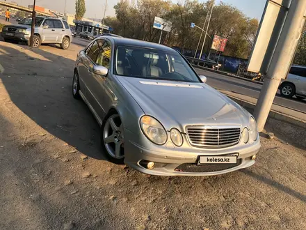 Mercedes-Benz E 320 2003 года за 8 400 000 тг. в Астана