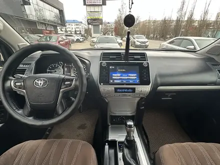 Toyota Land Cruiser Prado 2018 года за 23 200 000 тг. в Петропавловск – фото 19