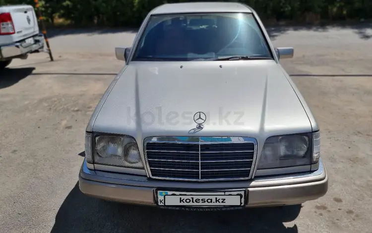 Mercedes-Benz E 220 1994 годаfor2 700 000 тг. в Алматы