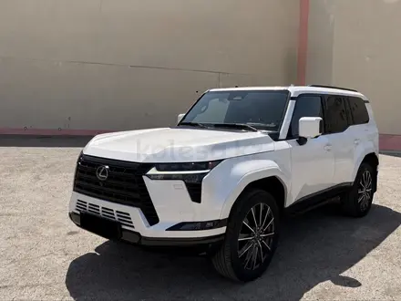 Lexus GX 550 2024 года за 63 000 000 тг. в Актау