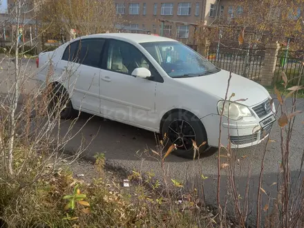 Volkswagen Polo 2008 года за 3 000 000 тг. в Астана – фото 2