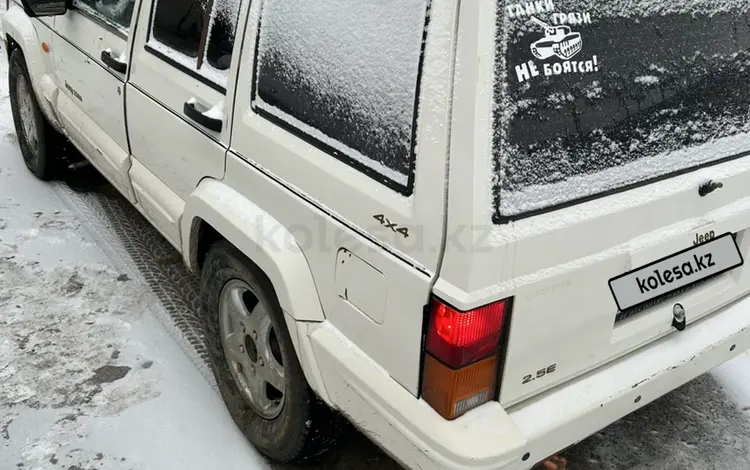 Jeep Cherokee 2004 годаfor1 300 000 тг. в Актобе