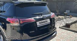 Toyota RAV4 2018 года за 14 500 000 тг. в Семей – фото 4