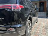 Toyota RAV4 2018 годаүшін14 500 000 тг. в Семей – фото 3