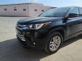 Toyota Highlander 2016 годаүшін13 500 000 тг. в Актау – фото 4
