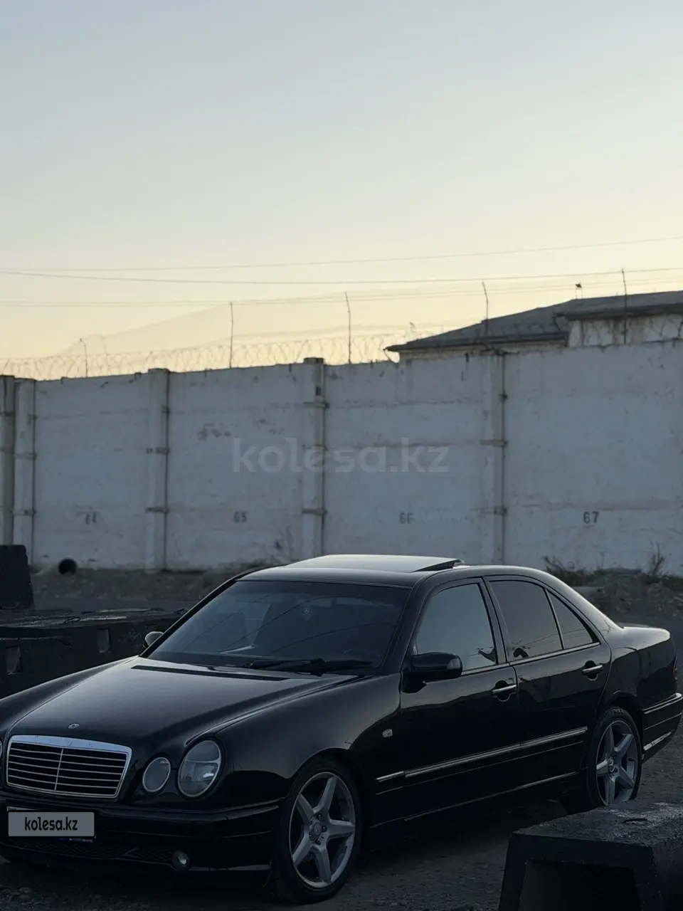 Mercedes-Benz E-Class, 1995