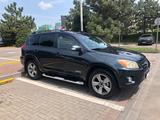 Toyota RAV4 2010 года за 7 700 000 тг. в Алматы – фото 2