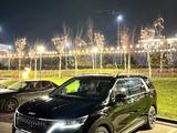 Kia Carnival 2023 года за 17 000 000 тг. в Шымкент