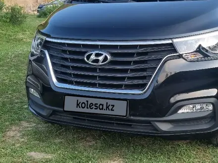 Hyundai Starex 2019 годаүшін14 500 000 тг. в Алматы – фото 2