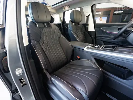 Jaecoo J8 Premium DTV 2025 года за 15 990 000 тг. в Атырау – фото 16