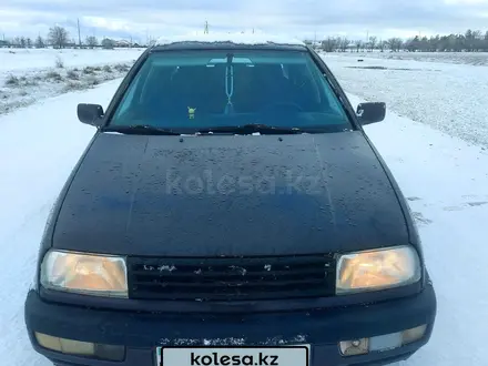 Volkswagen Vento 1993 года за 1 450 000 тг. в Павлодар – фото 2