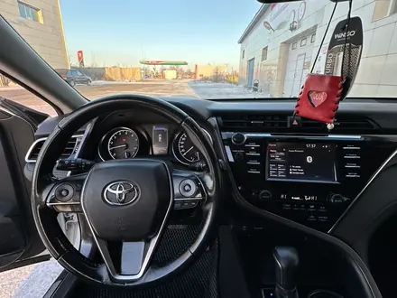 Toyota Camry 2018 года за 12 000 000 тг. в Экибастуз – фото 11