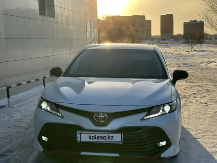 Toyota Camry 2018 года за 12 000 000 тг. в Экибастуз – фото 18