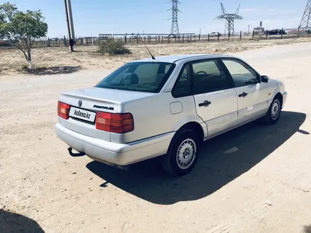 Volkswagen Passat 1994 года за 850 000 тг. в Актау – фото 4