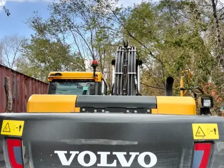 Volvo  TC 220 DL 2020 года за 54 500 000 тг. в Алматы