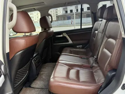 Toyota Land Cruiser 2018 года за 33 000 000 тг. в Актобе – фото 11