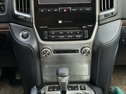 Toyota Land Cruiser 2018 года за 33 000 000 тг. в Актобе – фото 13