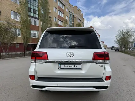 Toyota Land Cruiser 2018 года за 33 000 000 тг. в Актобе – фото 5