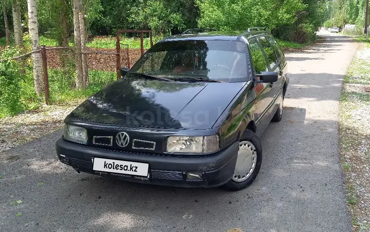 Volkswagen Passat 1992 годаfor1 250 000 тг. в Шымкент