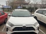 Toyota RAV4 2020 годаfor16 000 000 тг. в Актау