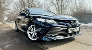 Toyota Camry 2019 года за 13 400 000 тг. в Алматы