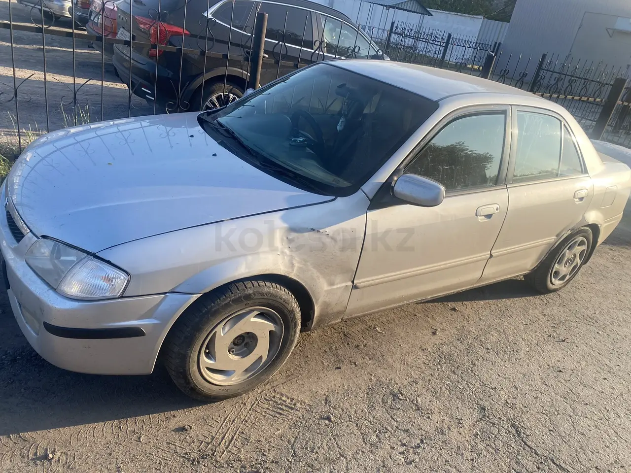 Mazda Familia, 1999