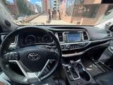 Toyota Highlander 2016 года за 15 600 000 тг. в Астана