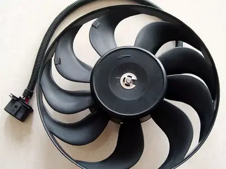 Вентилятор охлаждения радиатора Volkswagen Bora (98-05)/(290 mm) за 25 000 тг. в Алматы – фото 2