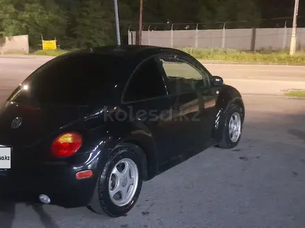 Volkswagen Beetle 2003 годаүшін3 300 000 тг. в Алматы