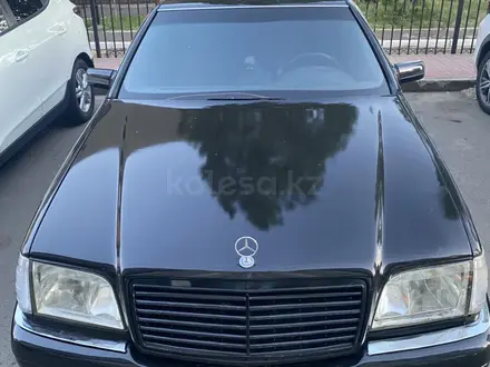 Mercedes-Benz S 320 1995 года за 4 200 000 тг. в Астана – фото 2