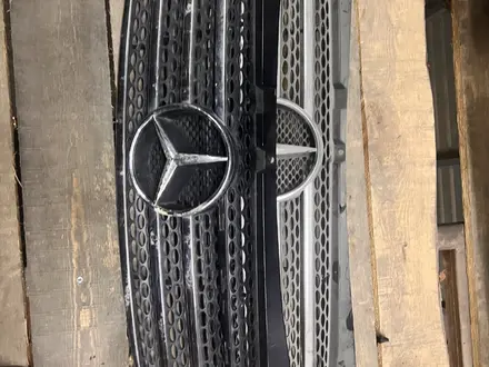 Решётка радиатора Mercedes Vito 639 за 45 000 тг. в Шымкент – фото 13