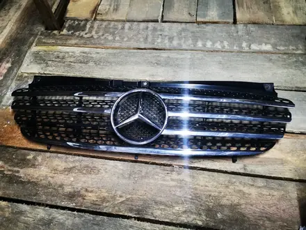 Решётка радиатора Mercedes Vito 639 за 65 000 тг. в Шымкент – фото 2