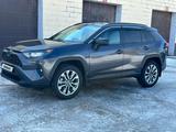 Toyota RAV4 2020 года за 14 000 000 тг. в Уральск