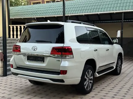 Toyota Land Cruiser 2016 года за 40 000 000 тг. в Шымкент – фото 13