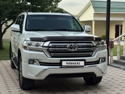 Toyota Land Cruiser 2016 года за 40 000 000 тг. в Шымкент