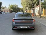 Hyundai Sonata 2023 годаүшін11 000 000 тг. в Алматы – фото 5